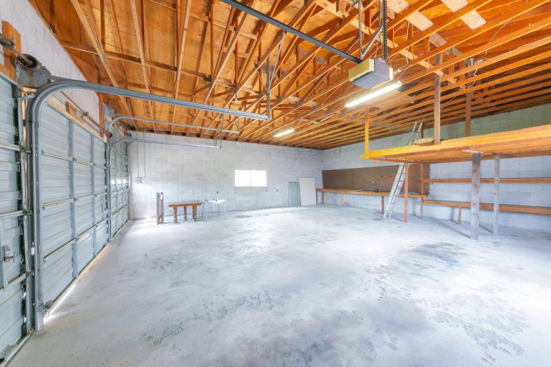 Storage Garage Construction in Pearland, TX
